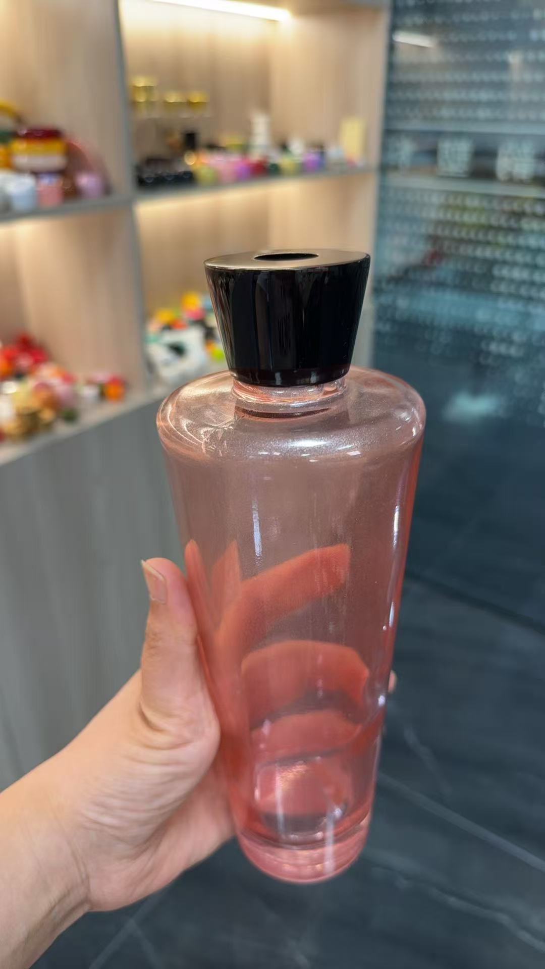 The Trinity Of Scent: Reed, Resin Cap And Glass Vessel 